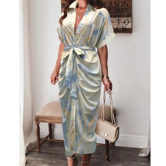 Tie Dye Batwing Sleeve Button Down Belted Midi Dress - Picture 4 of 4